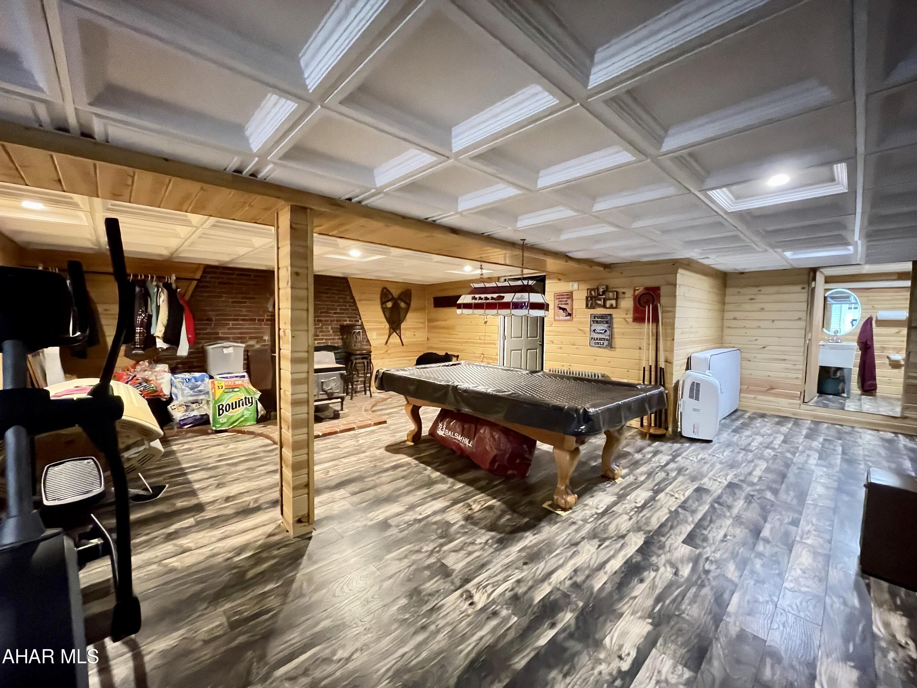 Glendale Yearound - Residential