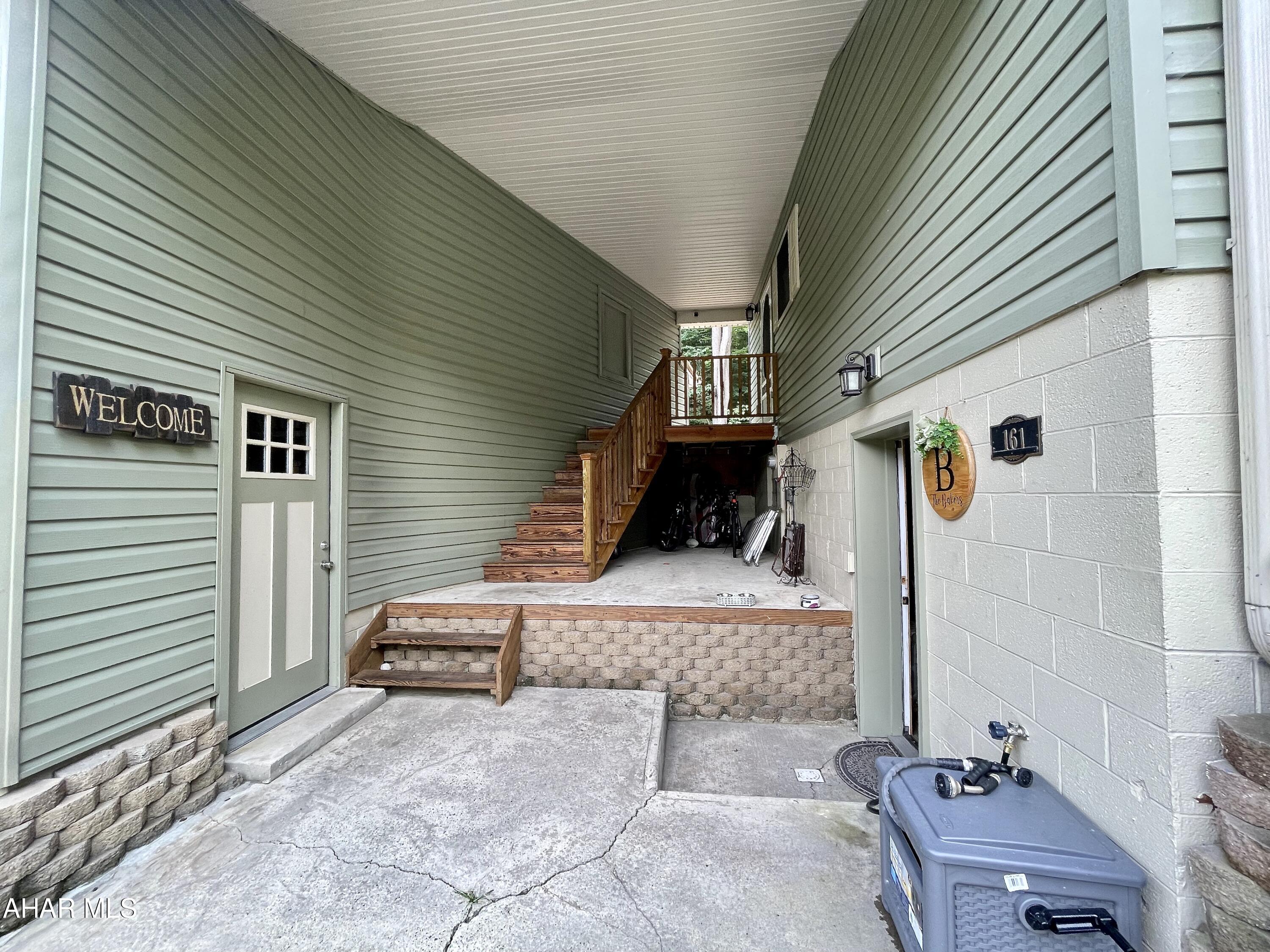 Glendale Yearound - Residential