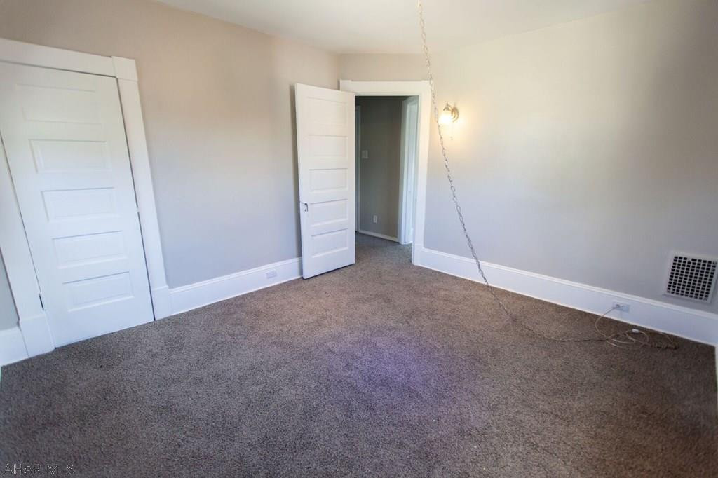 Juniata - Residential