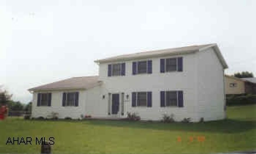 CONTACT LISTING AGENT FOR SPECIAL INSTRUCTIONS ON PREPARING SALES CONTRACT.