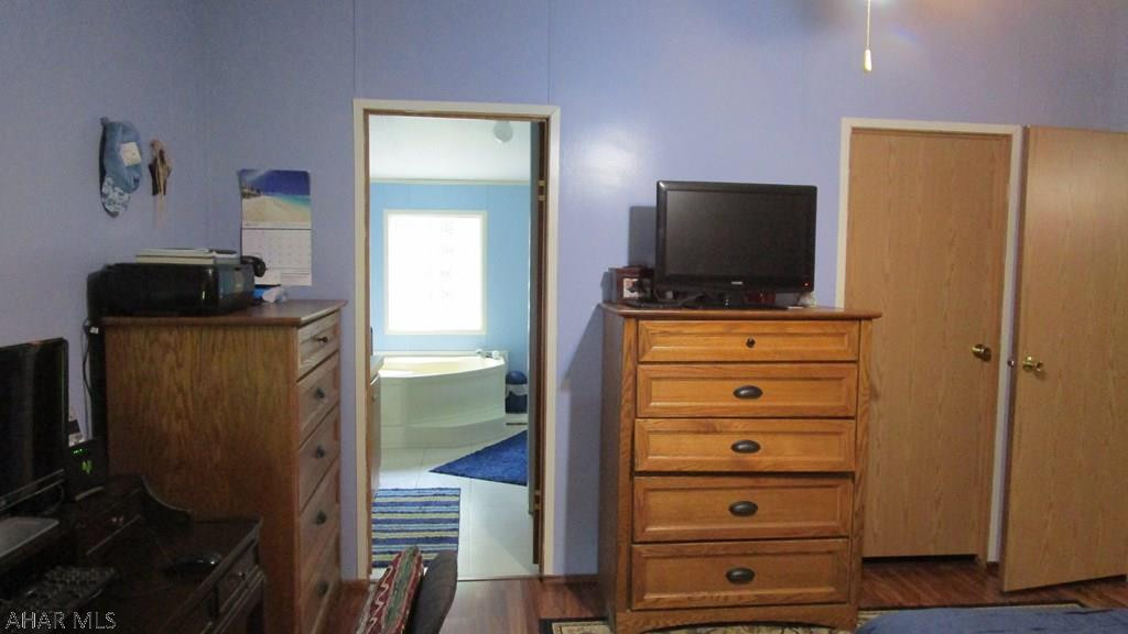 Glendale Yearound - Residential