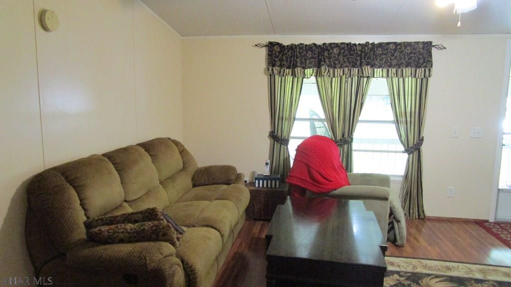 Glendale Yearound - Residential