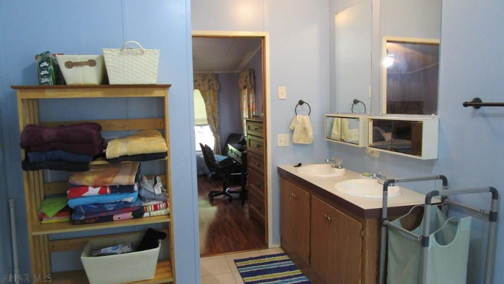 Glendale Yearound - Residential