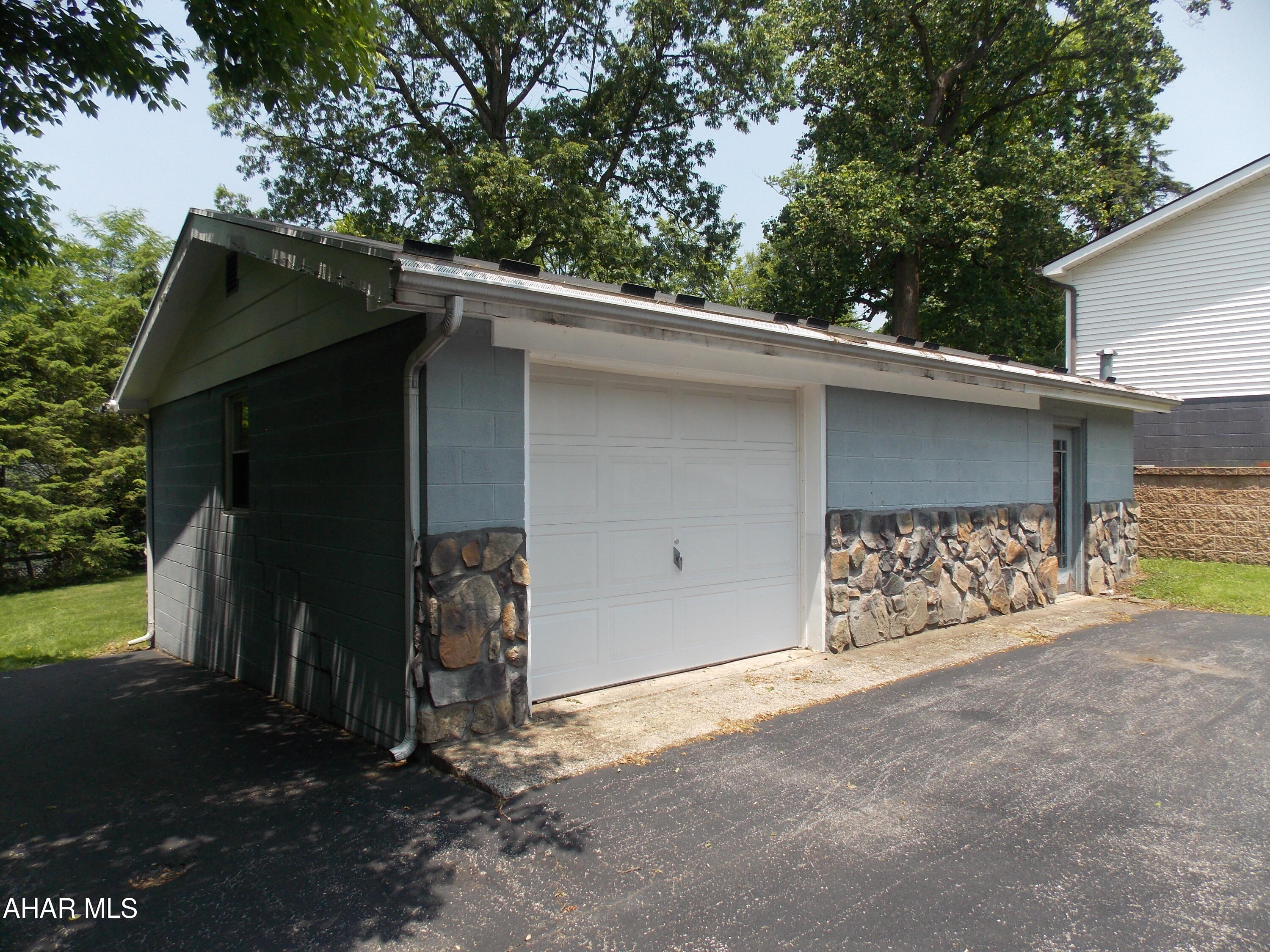 Lakemont - Residential