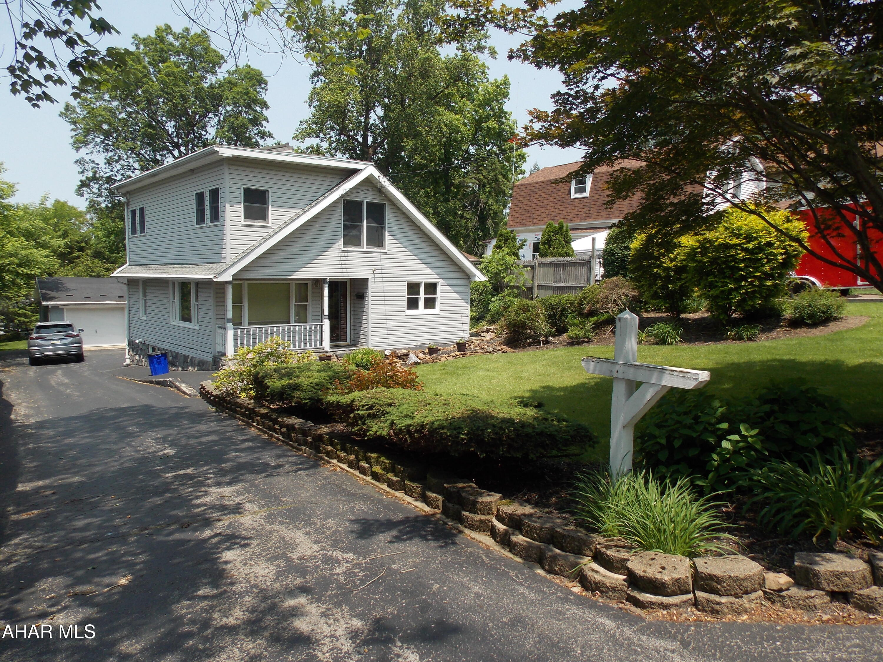 Lakemont - Residential