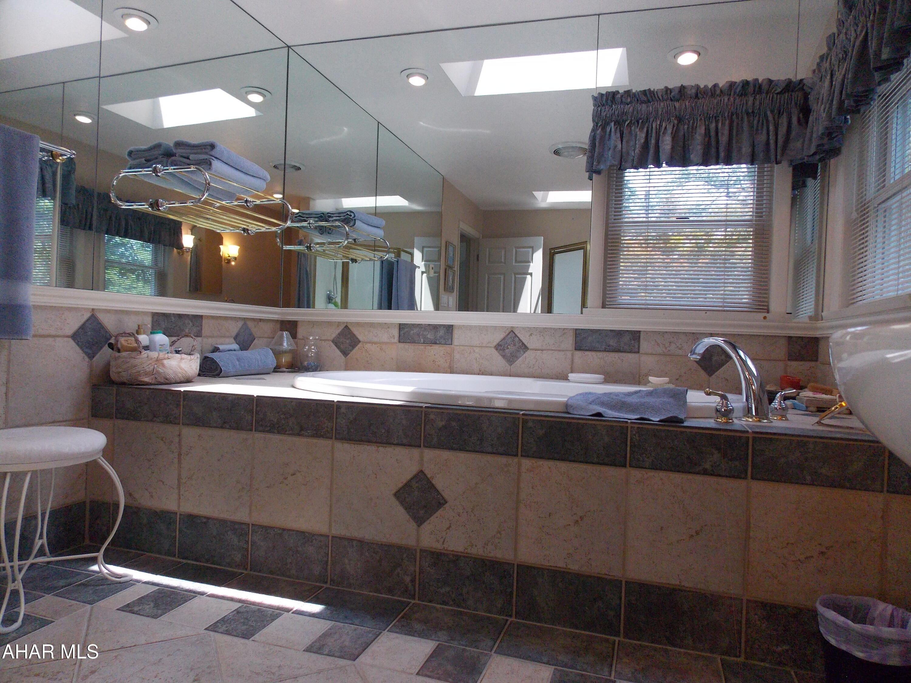 Lakemont - Residential