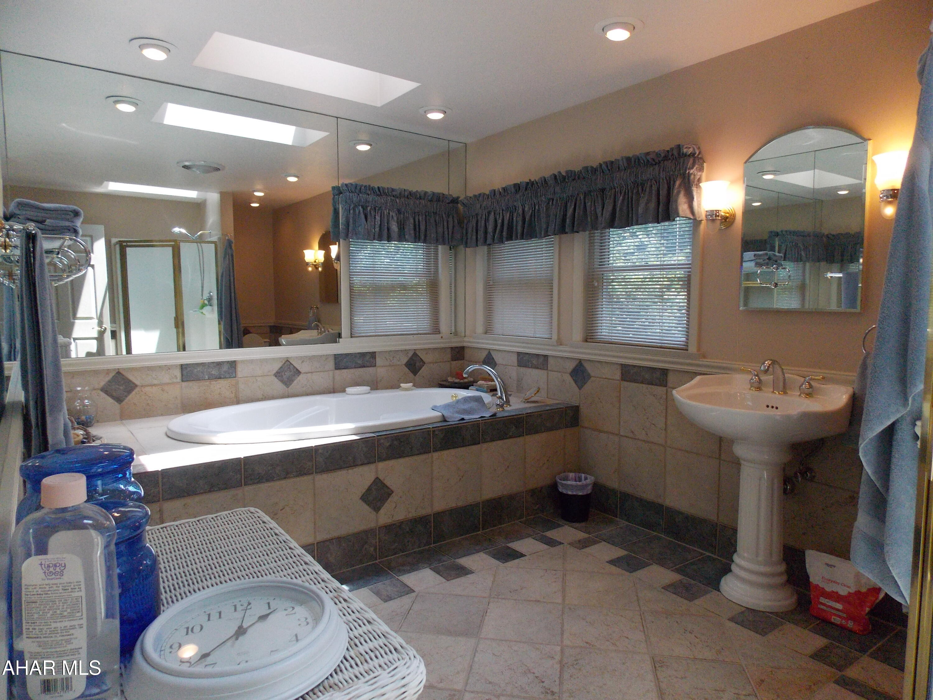 Lakemont - Residential