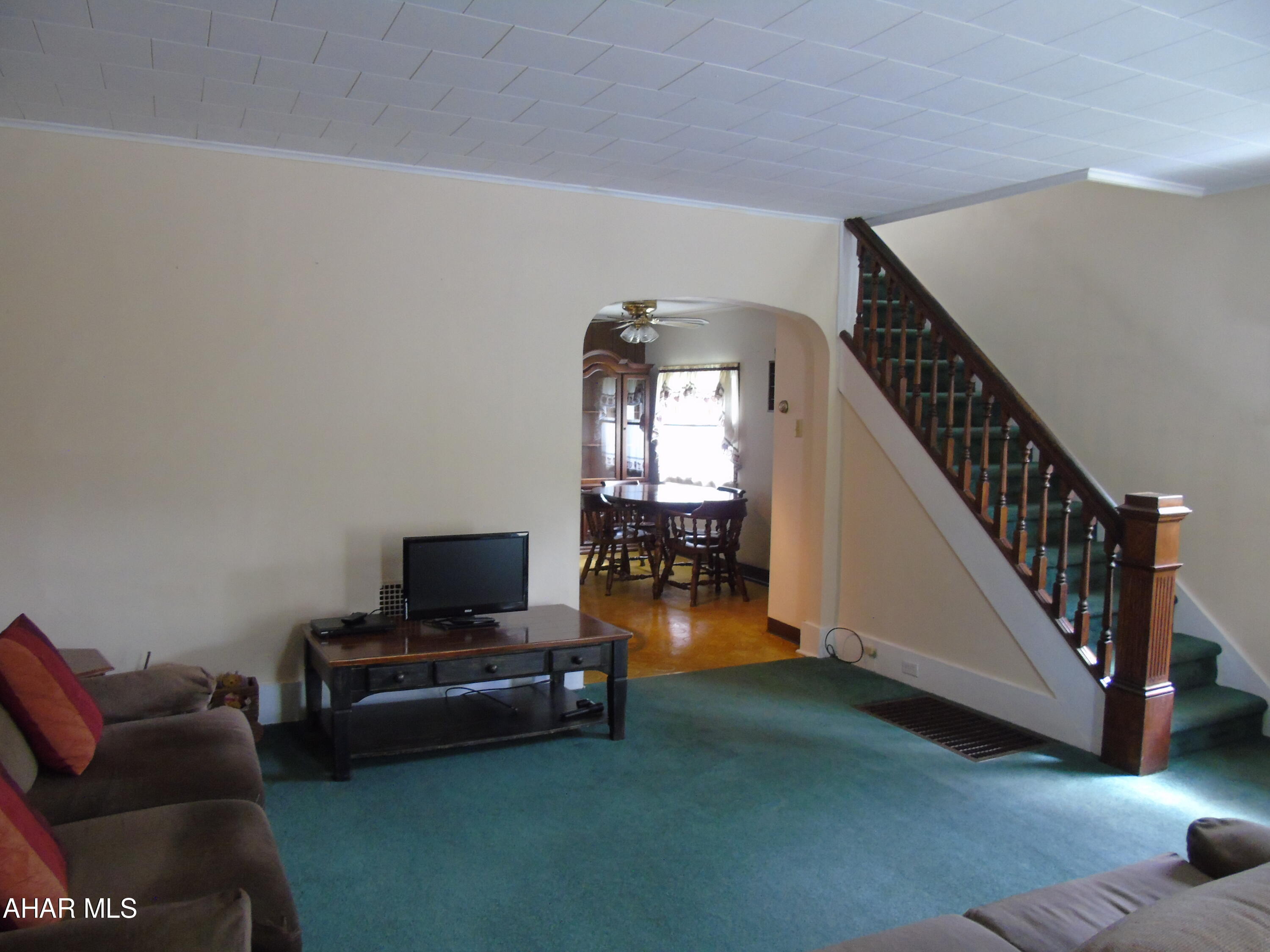 Juniata - Residential