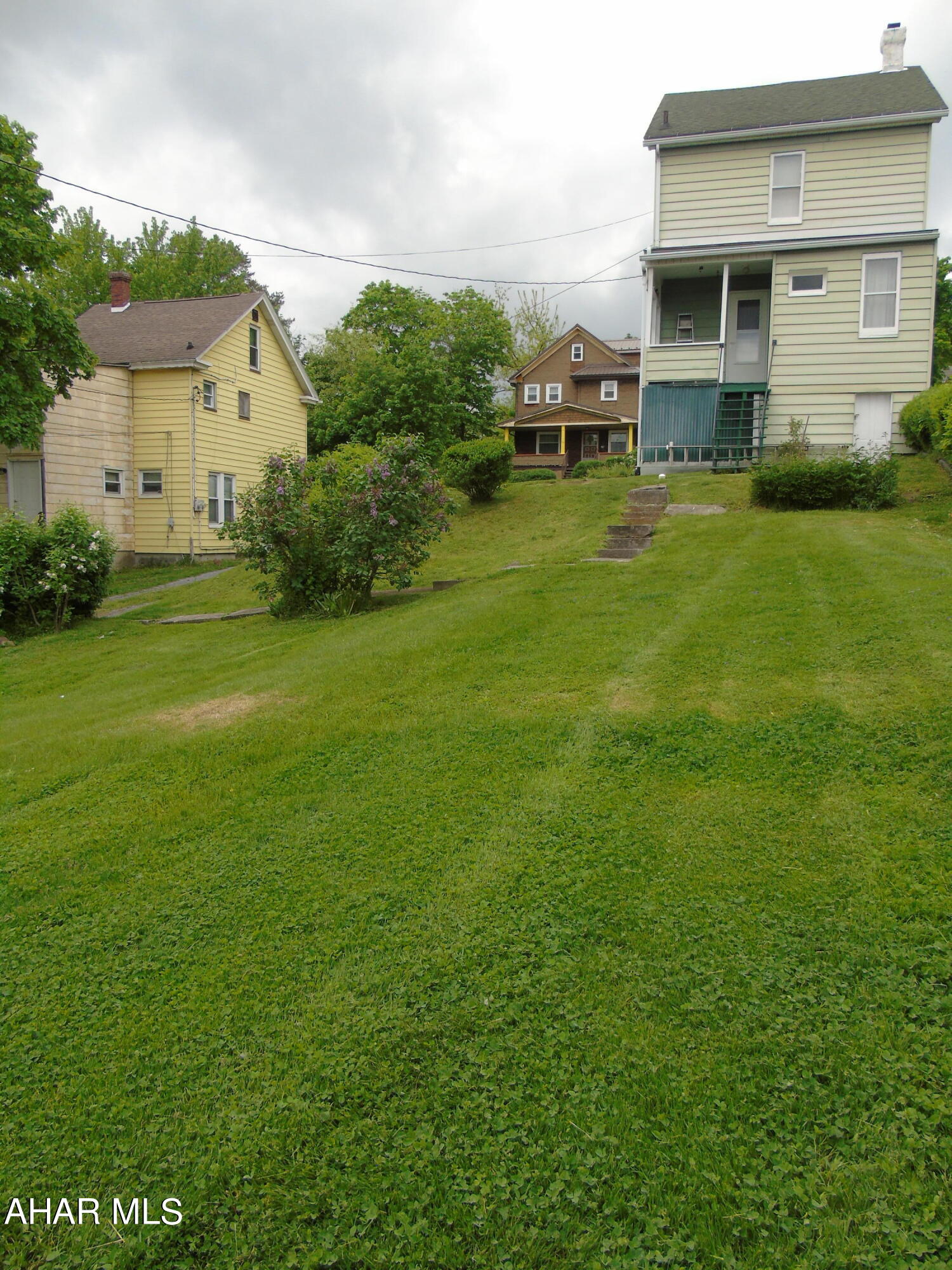 Juniata - Residential