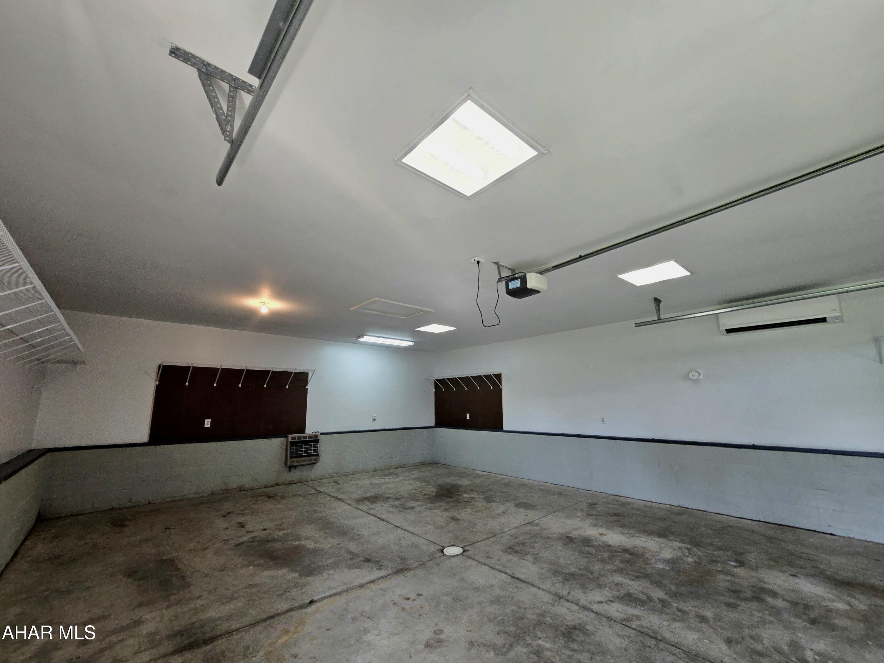 Pleasant Valley - Land