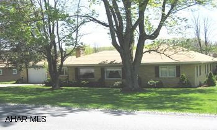 CARSON VALLEY ROAD. 1 STORY BRICK WITH HARDWOOD FLOORS, 4 BEDROOMS, 2.5 BATHS, MUD/LAUNDRY ROOM. OHW HEAT, INGROUND POOL WITH BATH HOUSE. PAVILION FOR PICNICS. ALL ON 1 ACRE. CALL SUSAN 935-8252. CARSON VALLEY ROAD. 1 STORY BRICK WITH HARDWOOD FLOORS. 4 BEDROOMS, 2.5 BATHS, MULD/LAUNDRY ROOM. OHW HEAT. INGROUND POOL WITH BATH HOUSE. PAVILION FOR PICNICS. ON 1 ACRE. CALL SUSAN 935-8252.