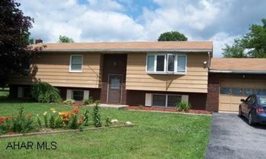 Property is being sold in AS IS condition.  This property is approved for Express Path financing. Please contact listing agend for more information. Addendums will follow accepted agreeement. The following must be on Page 10 of the sales agreement:  "Pursuant to paragraph 28 of the Real Estate Purchase addendum, this document is subject to all terms and conditions set forth in the Real Estate Purchase addendum."