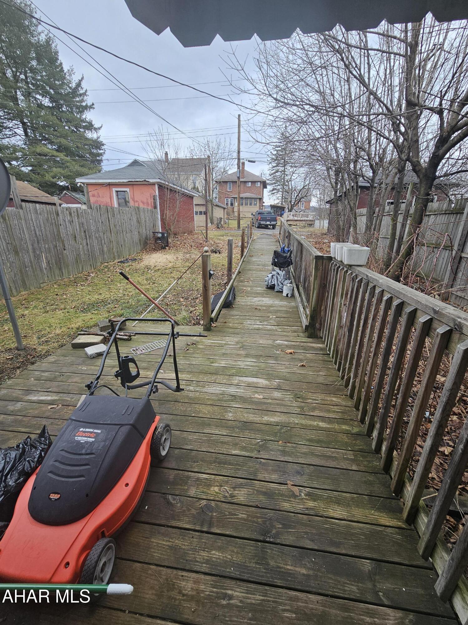 Juniata - Residential