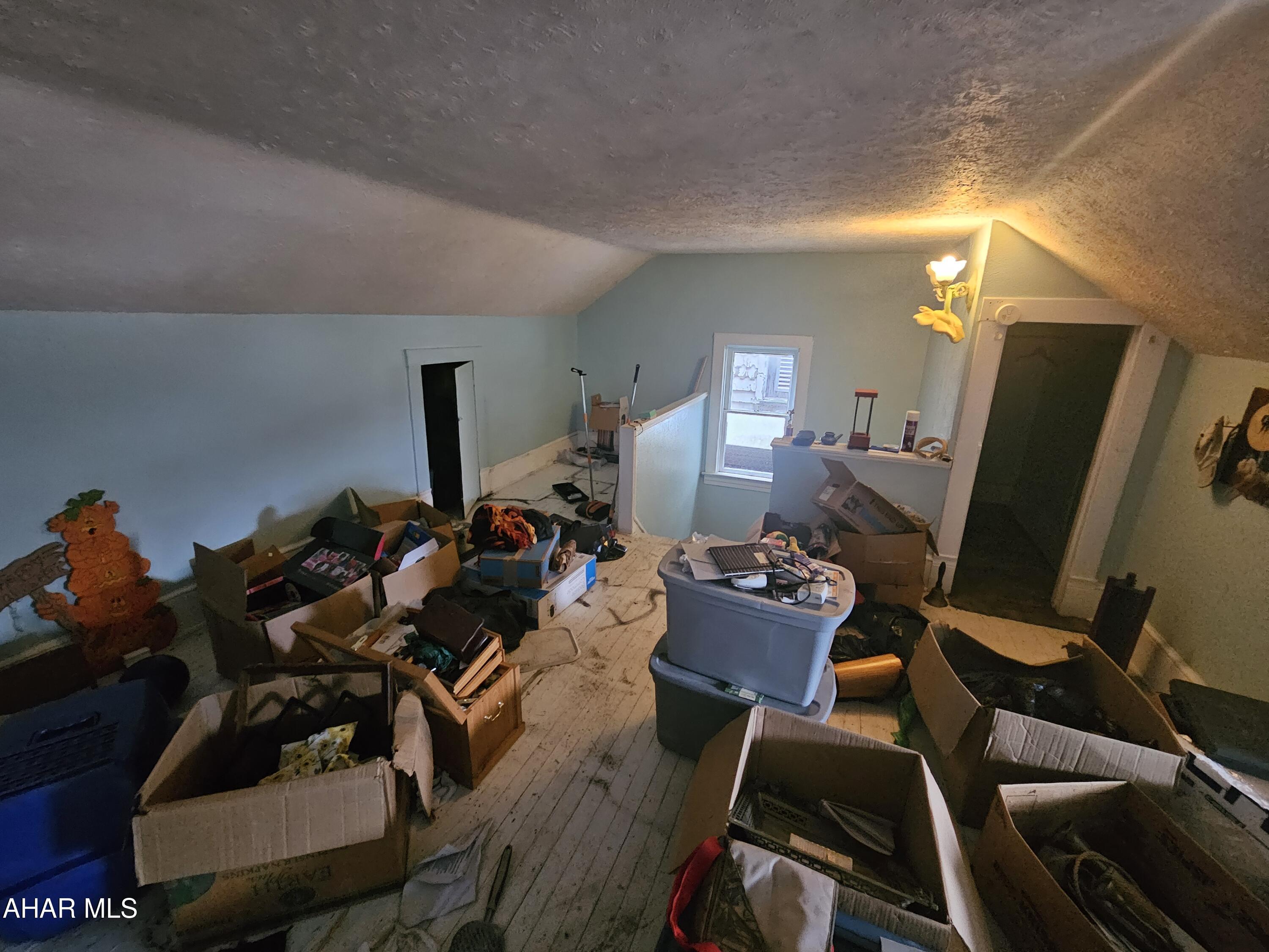 Juniata - Residential