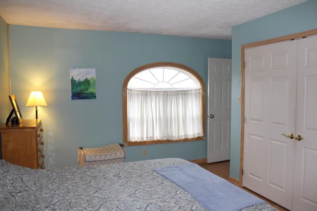 Cricket Knoll - Residential