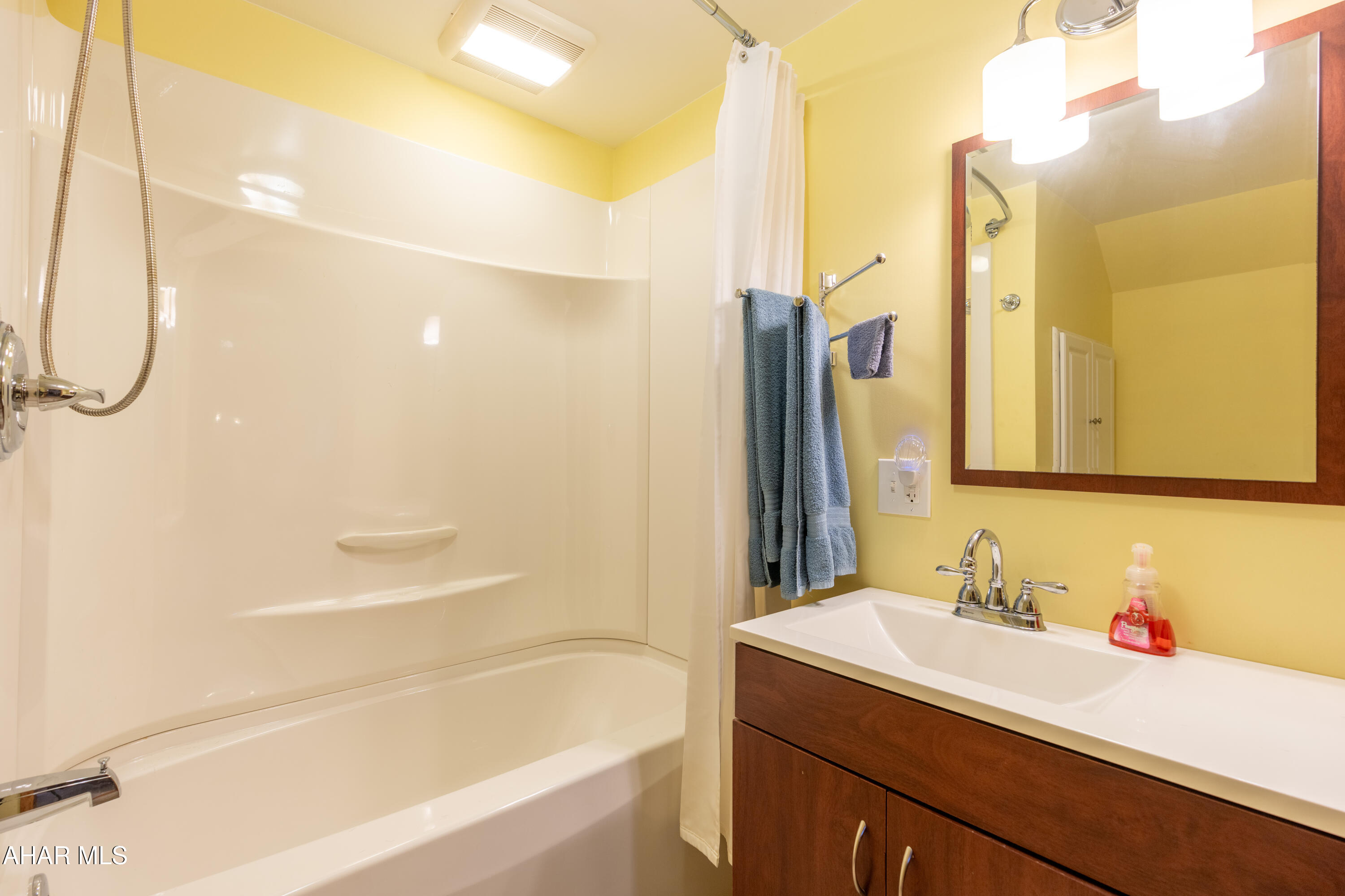 Lakemont - Residential