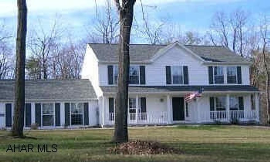 LAUREL HEIGHTS SUBDIVISION. BUILT IN 2004 BY DEHAAS BUILDERS, EXCEPTIONALLY WELL BUILT 2 STORY ON A VERY PRIVATE WOODED LOT. APPROX. 1.5 ACRES. OAK FLOOR ENTRY & HALLWAY.