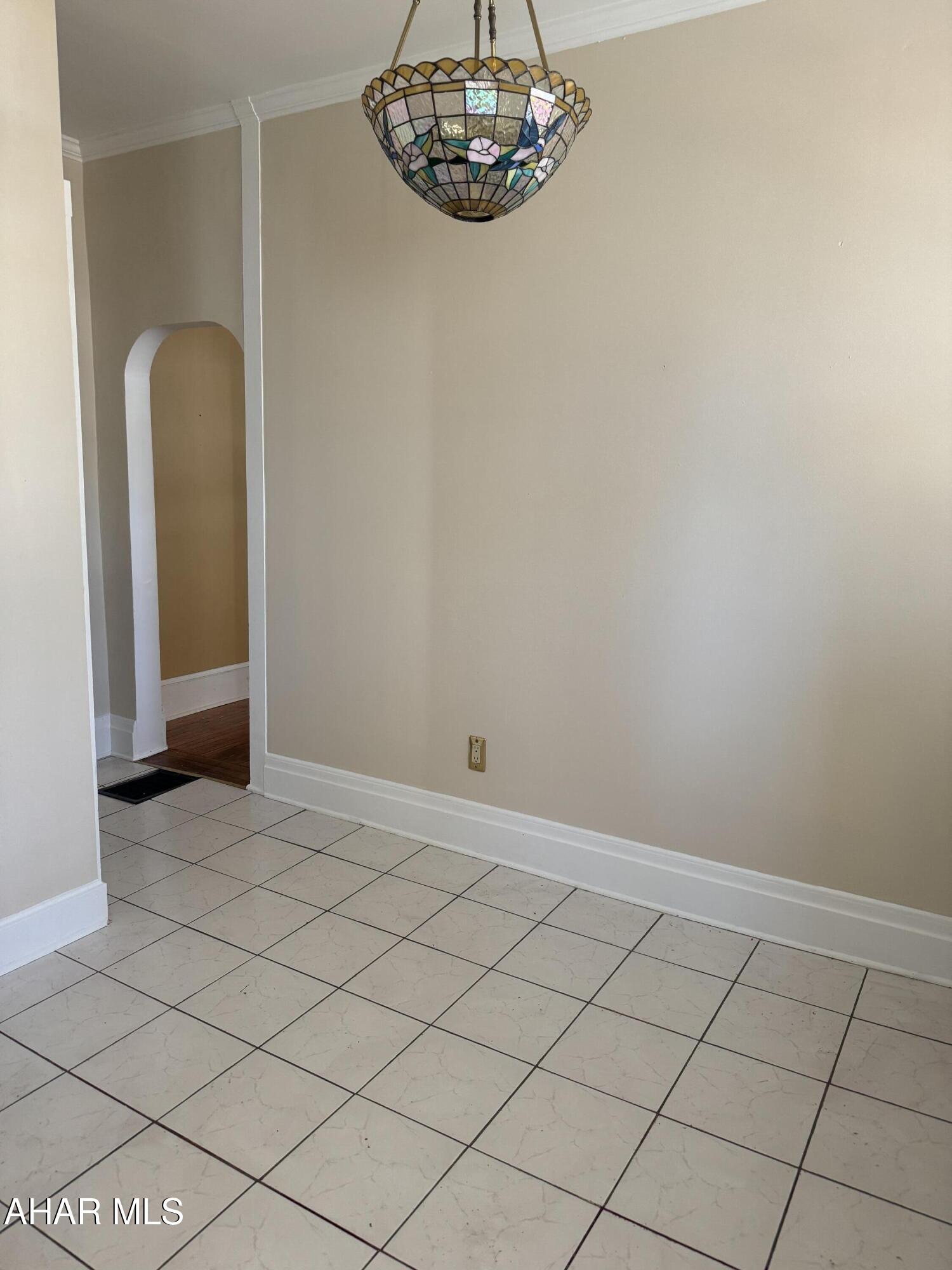 Llyswen - Residential