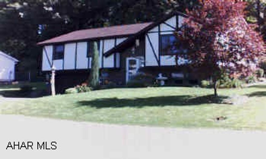 Split entry 3BR, 2-3/4 baths on level lot in quiet neighborhood. East access to I-99.  Property in A-one condition.