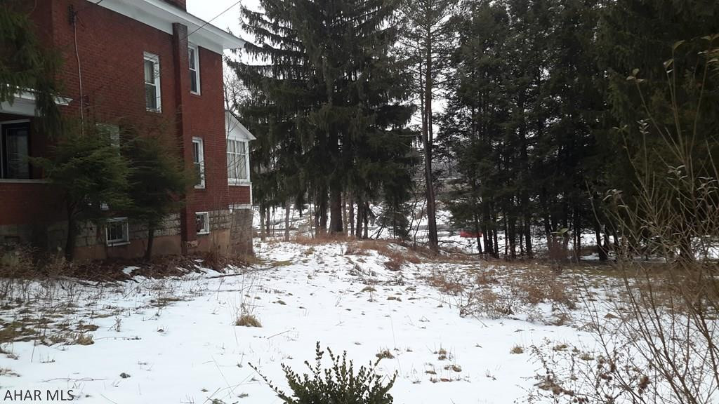 Mountain House Grounds - Residential