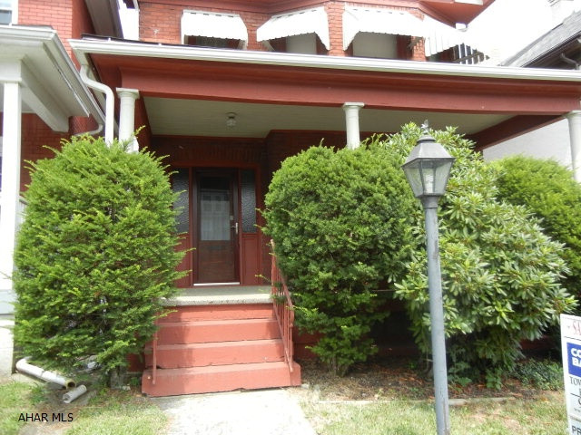 Juniata - Residential