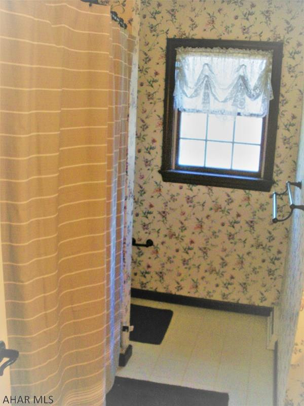 Sinking Valley - Residential