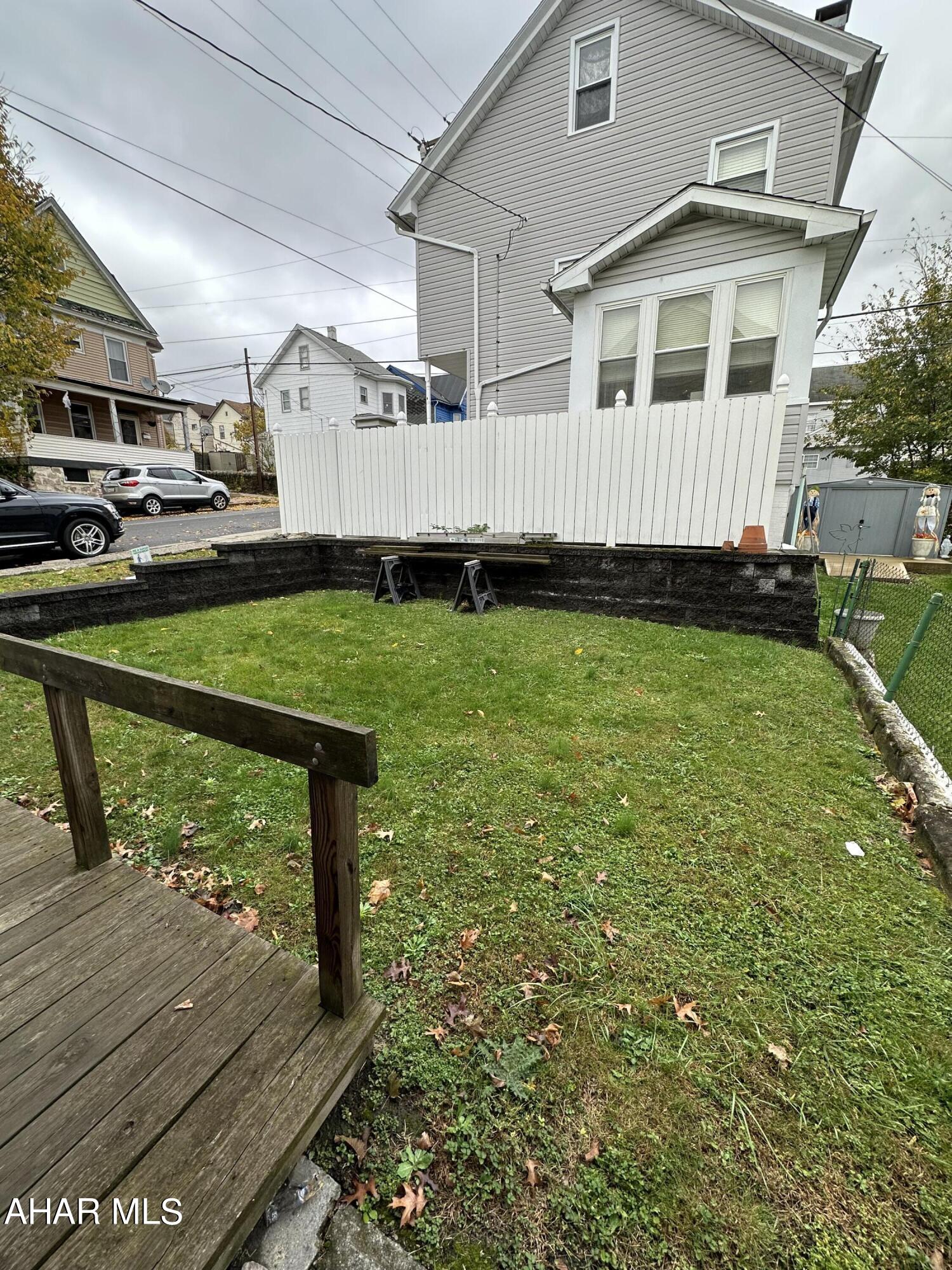 Unknown - Residential