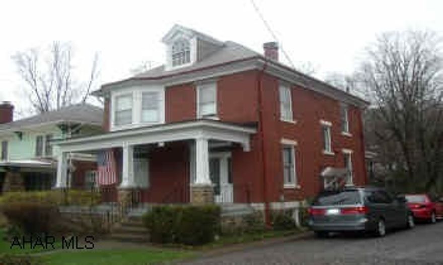 MCKEON ESTATE, EXCEPTIONALLY WELL CARED FOR 2 STORY BRICK HOME, SPACIOUS LOT 30X313.  SHARED GARAGE WITH NEIGHBOR.