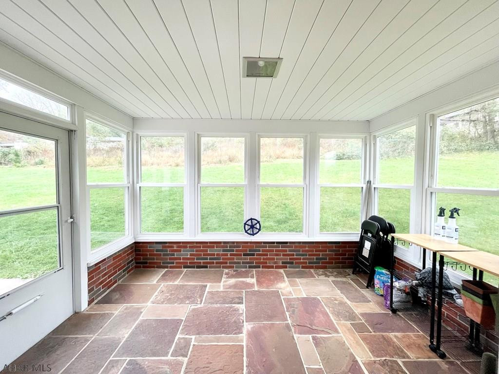 Meadowbrook - Residential