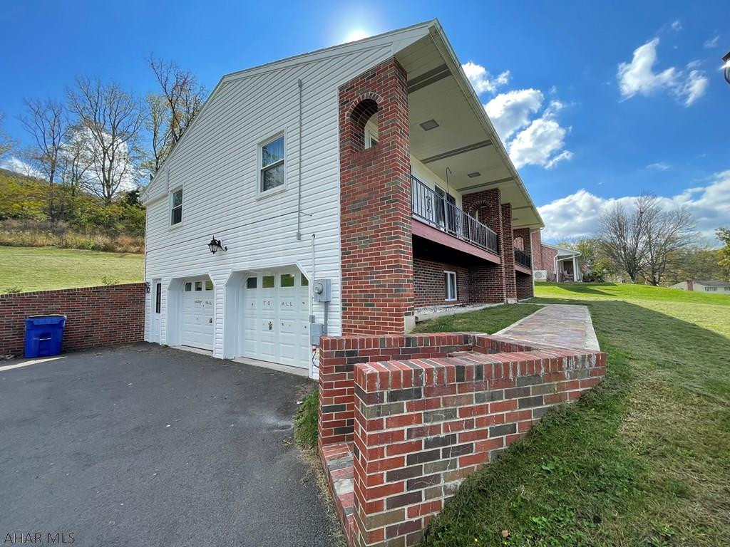 Meadowbrook - Residential