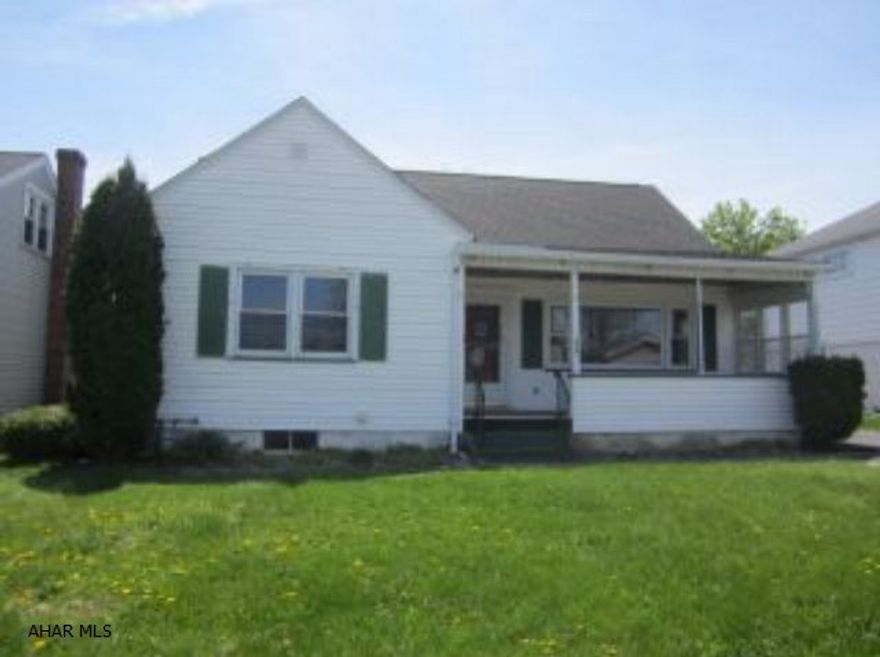 This is a Fannie Mae HomePath property. Purchase this property for as little as 5% down! This property is approved for HomePath Mortgage Financing. This property is approved for HomePath Renovation Mortgage Financing.