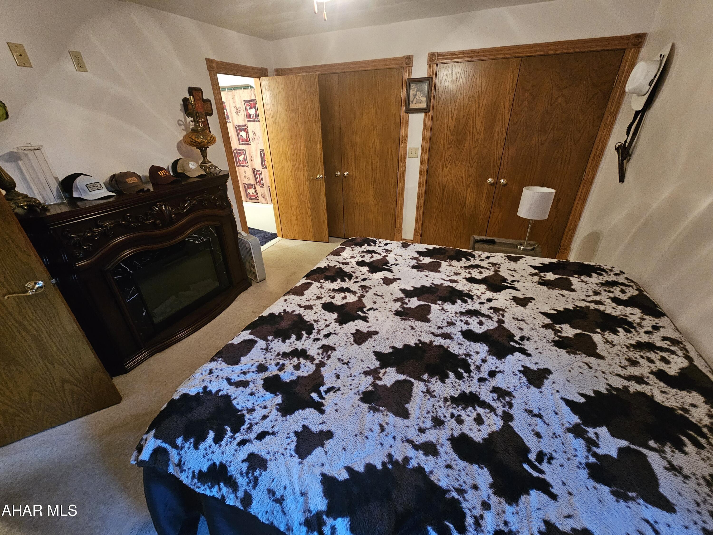 Glendale Yearound - Residential