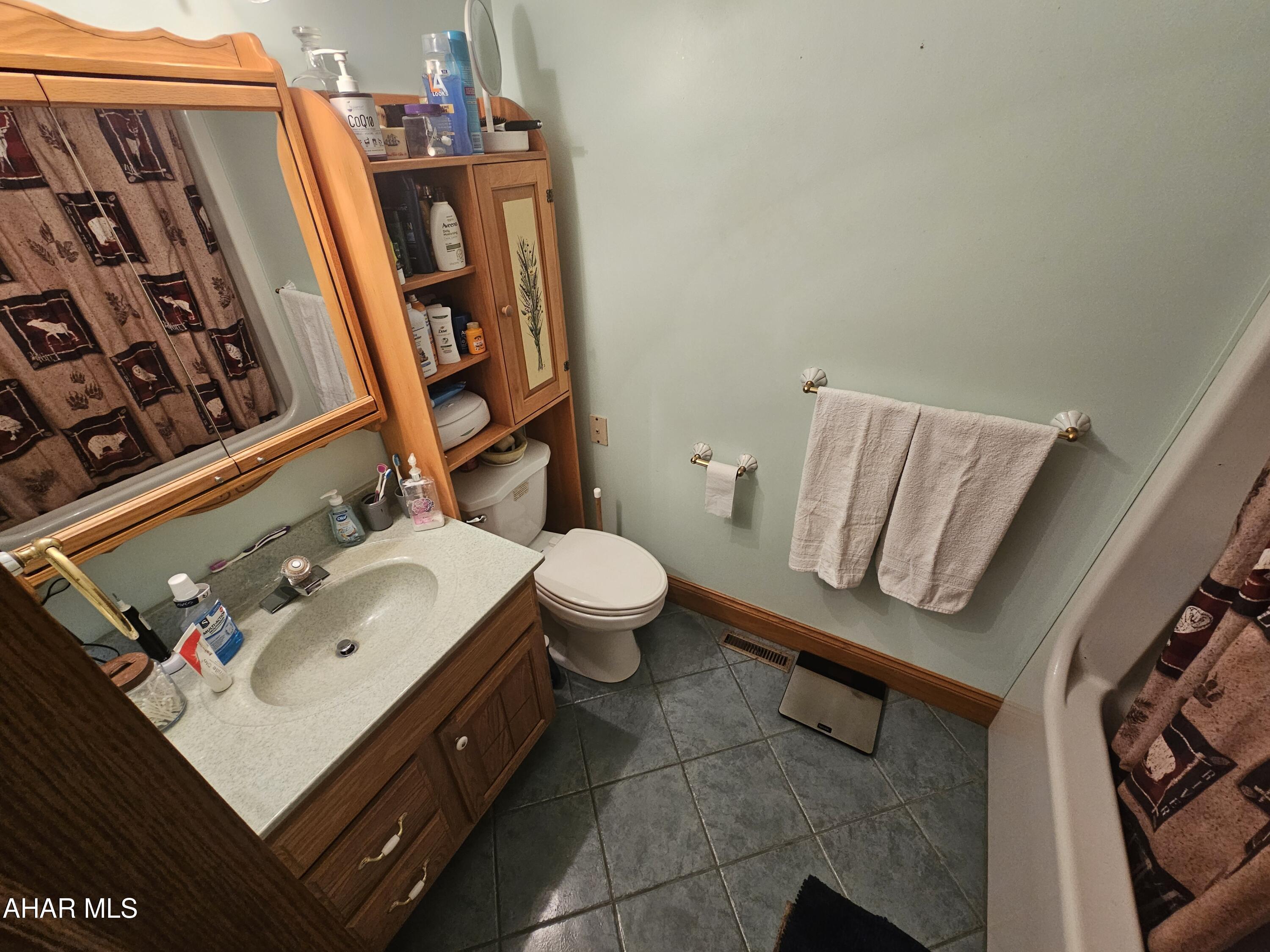 Glendale Yearound - Residential