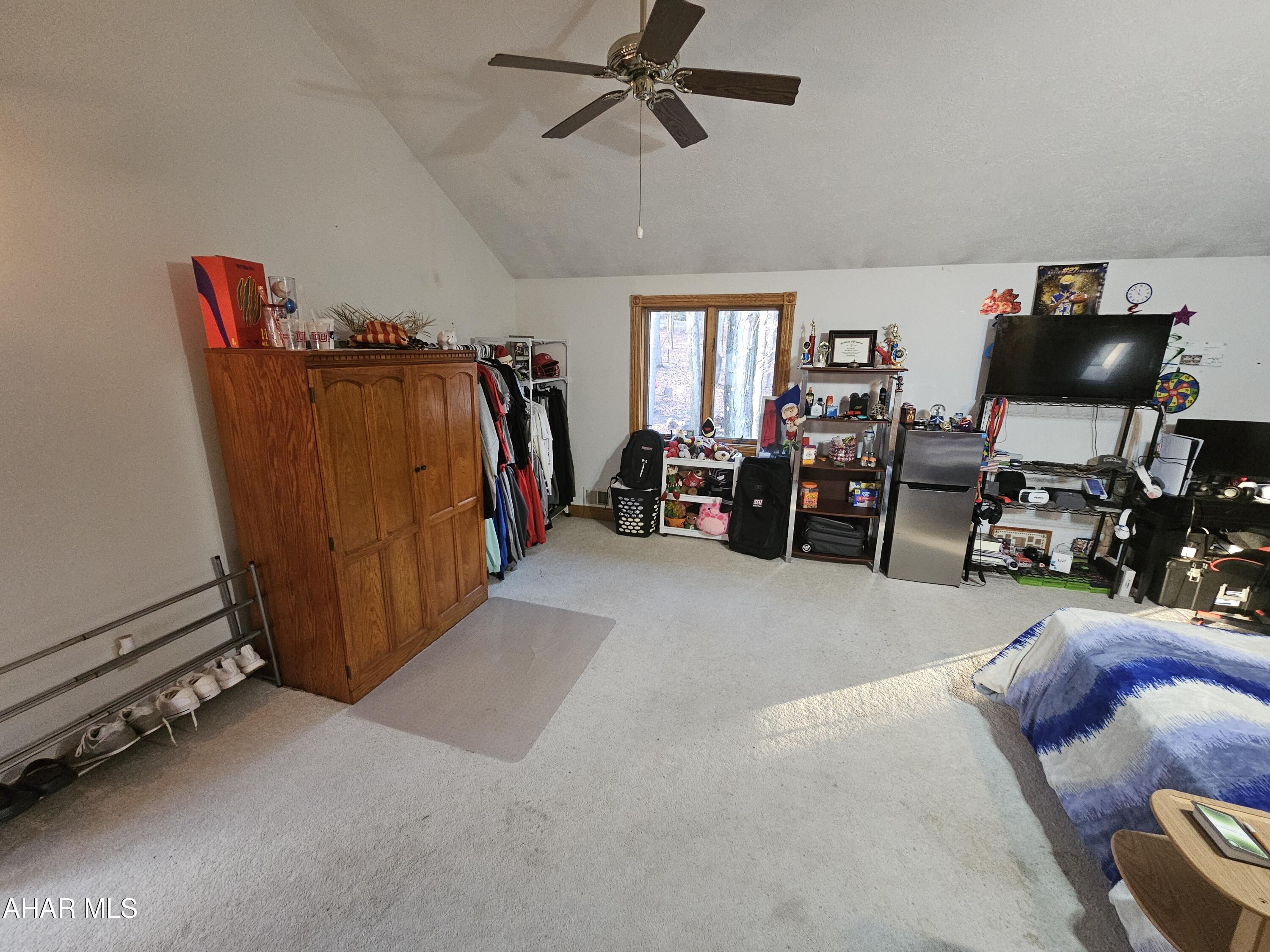 Glendale Yearound - Residential