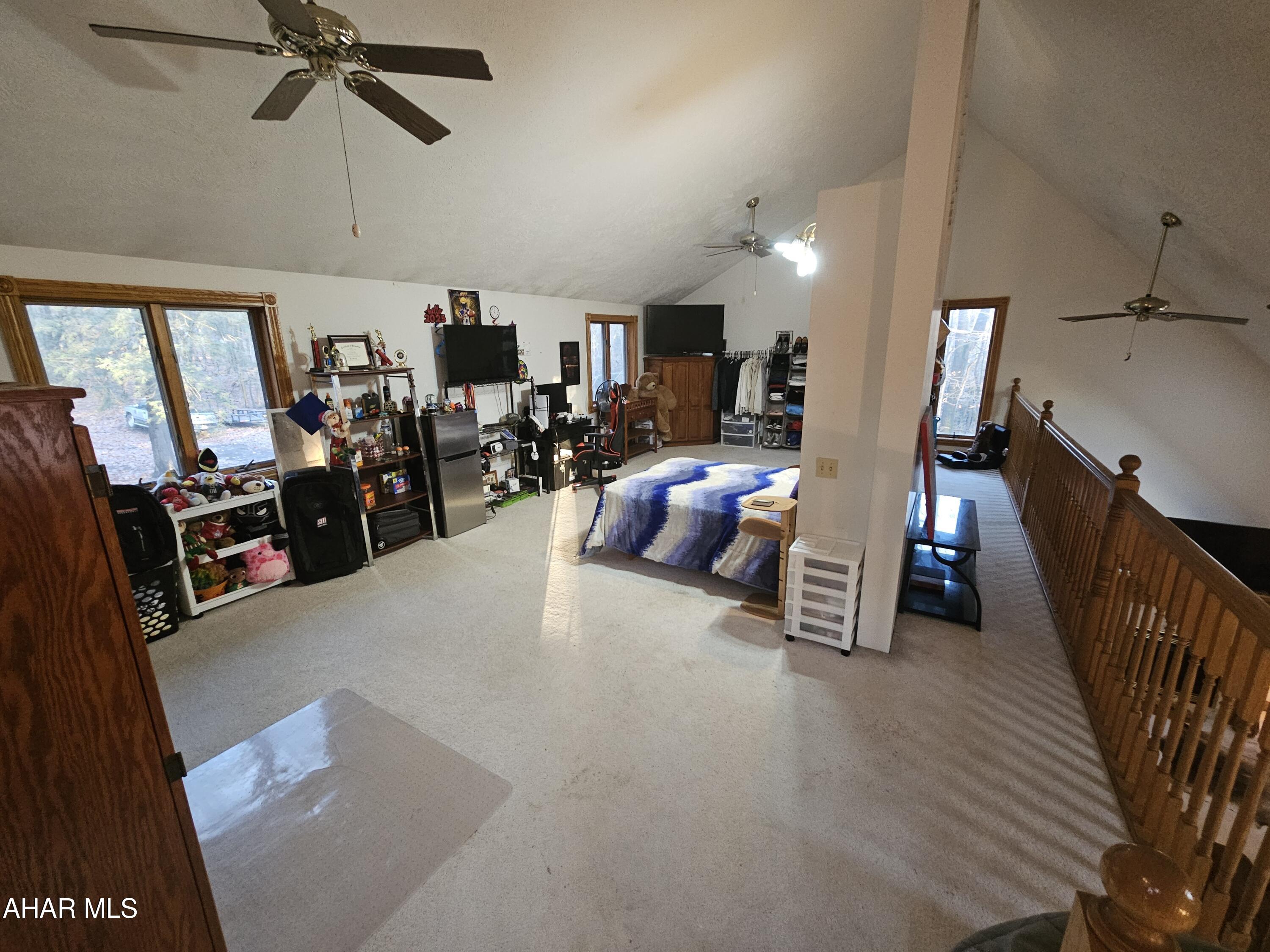 Glendale Yearound - Residential