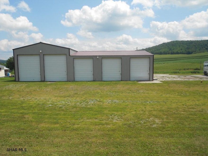 Storage units for sale on 0.674 acres.
