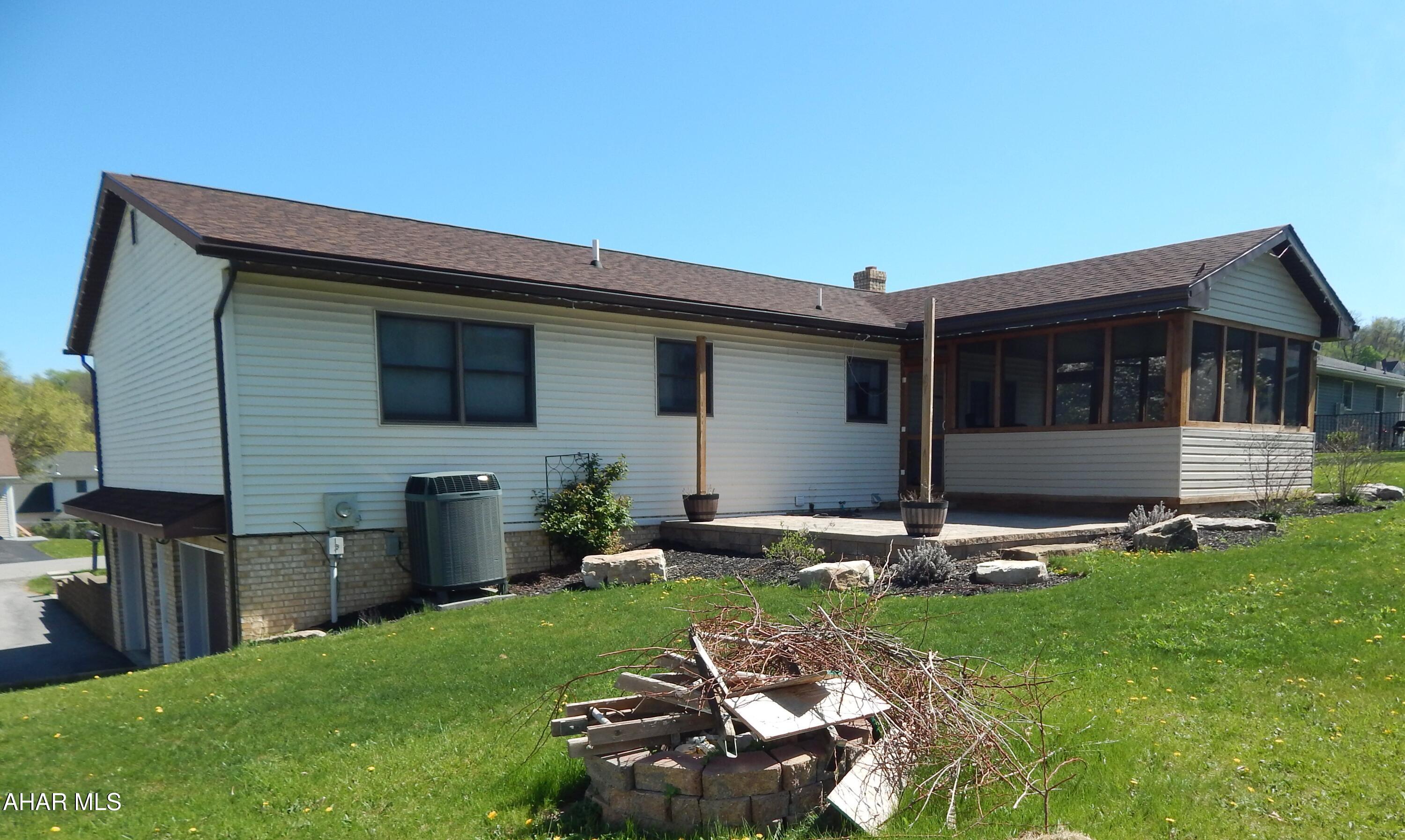 Rolling Hills - Residential