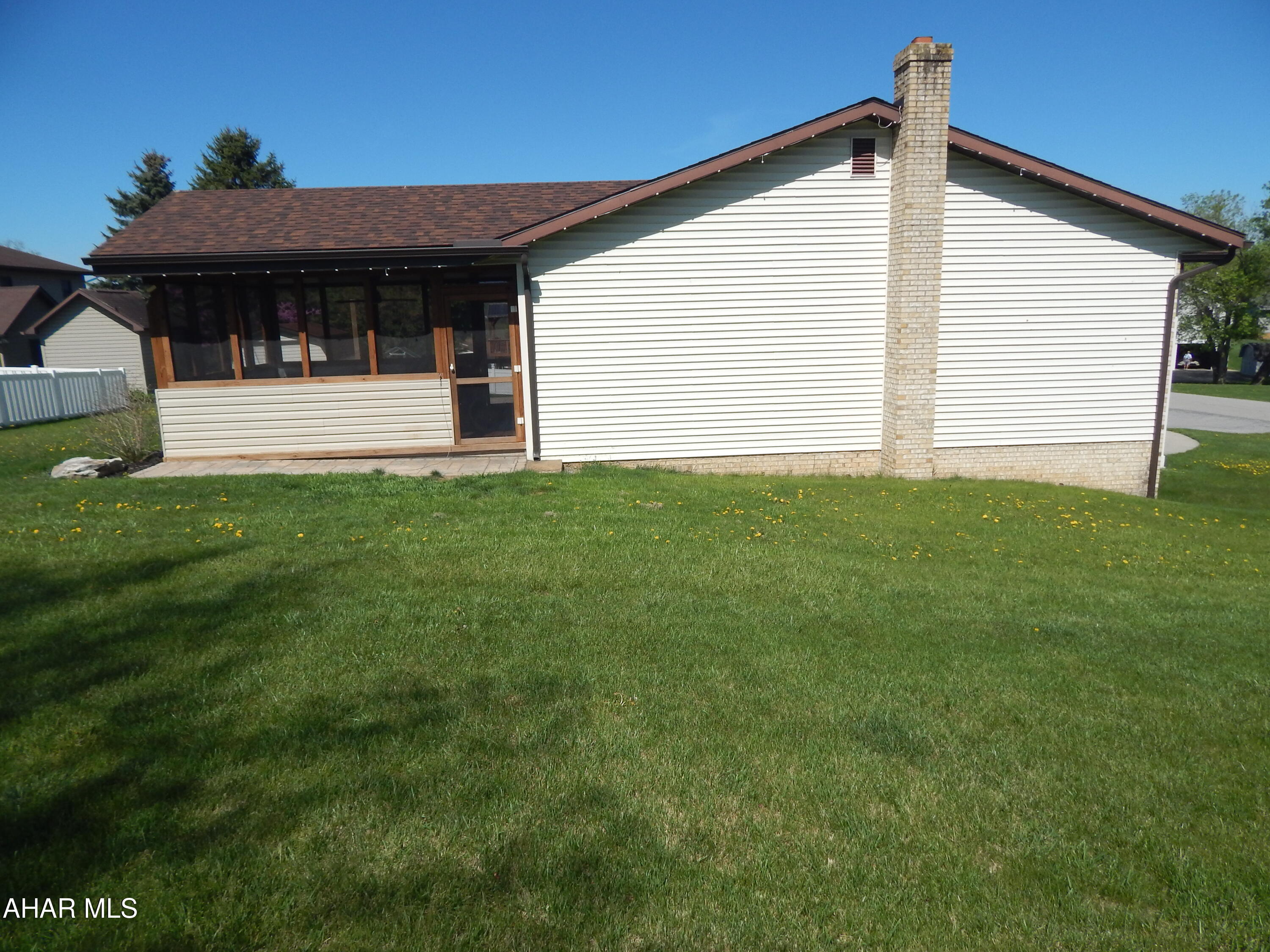 Rolling Hills - Residential