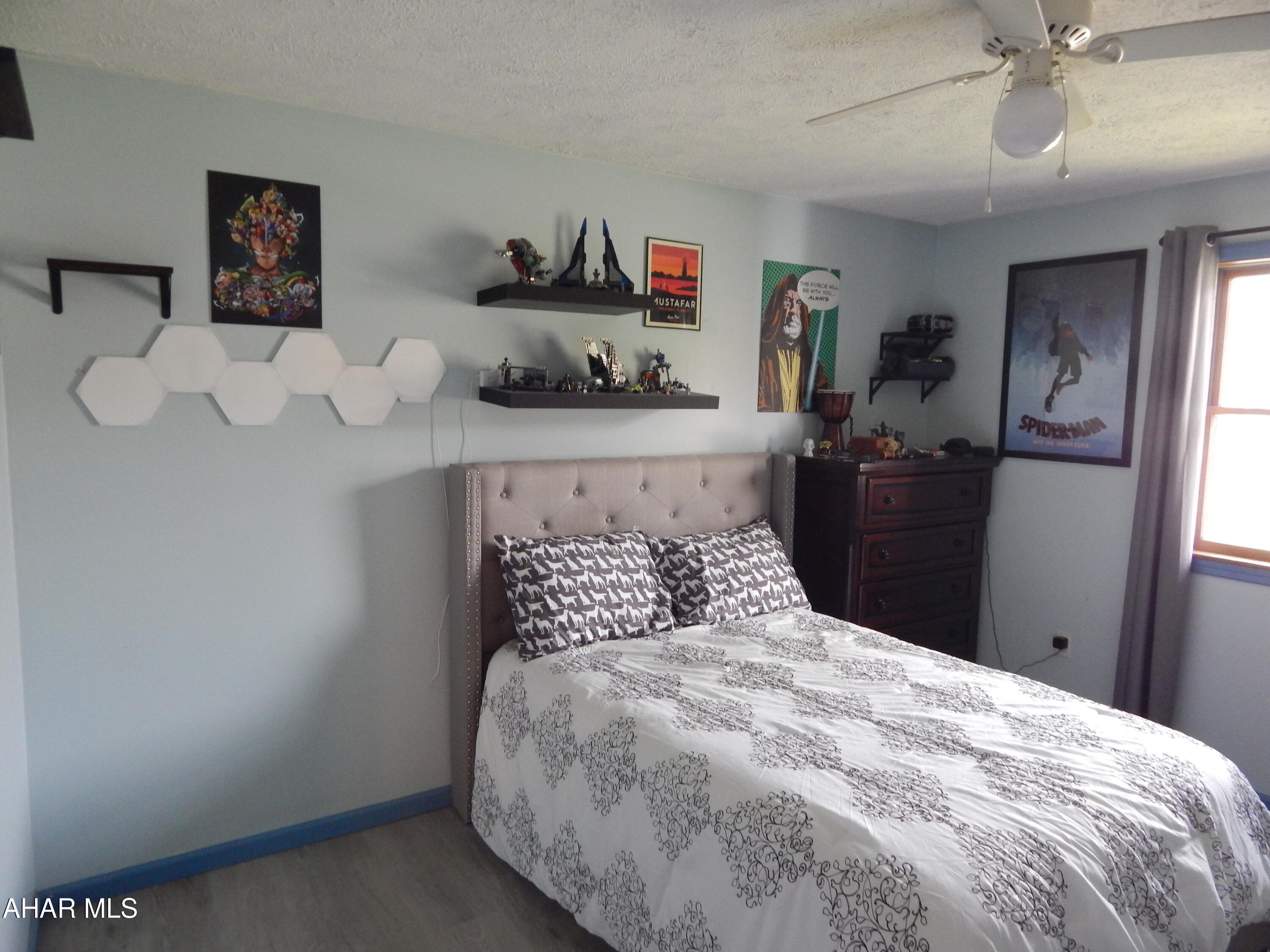 Rolling Hills - Residential