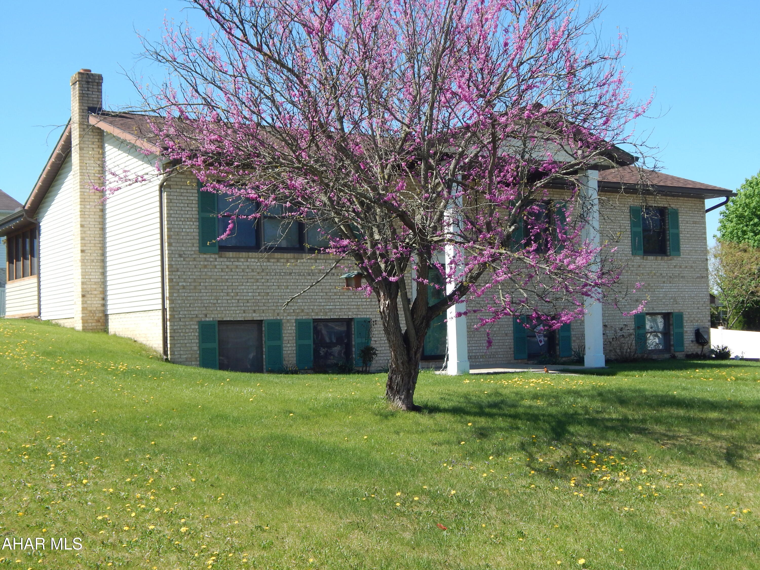Rolling Hills - Residential