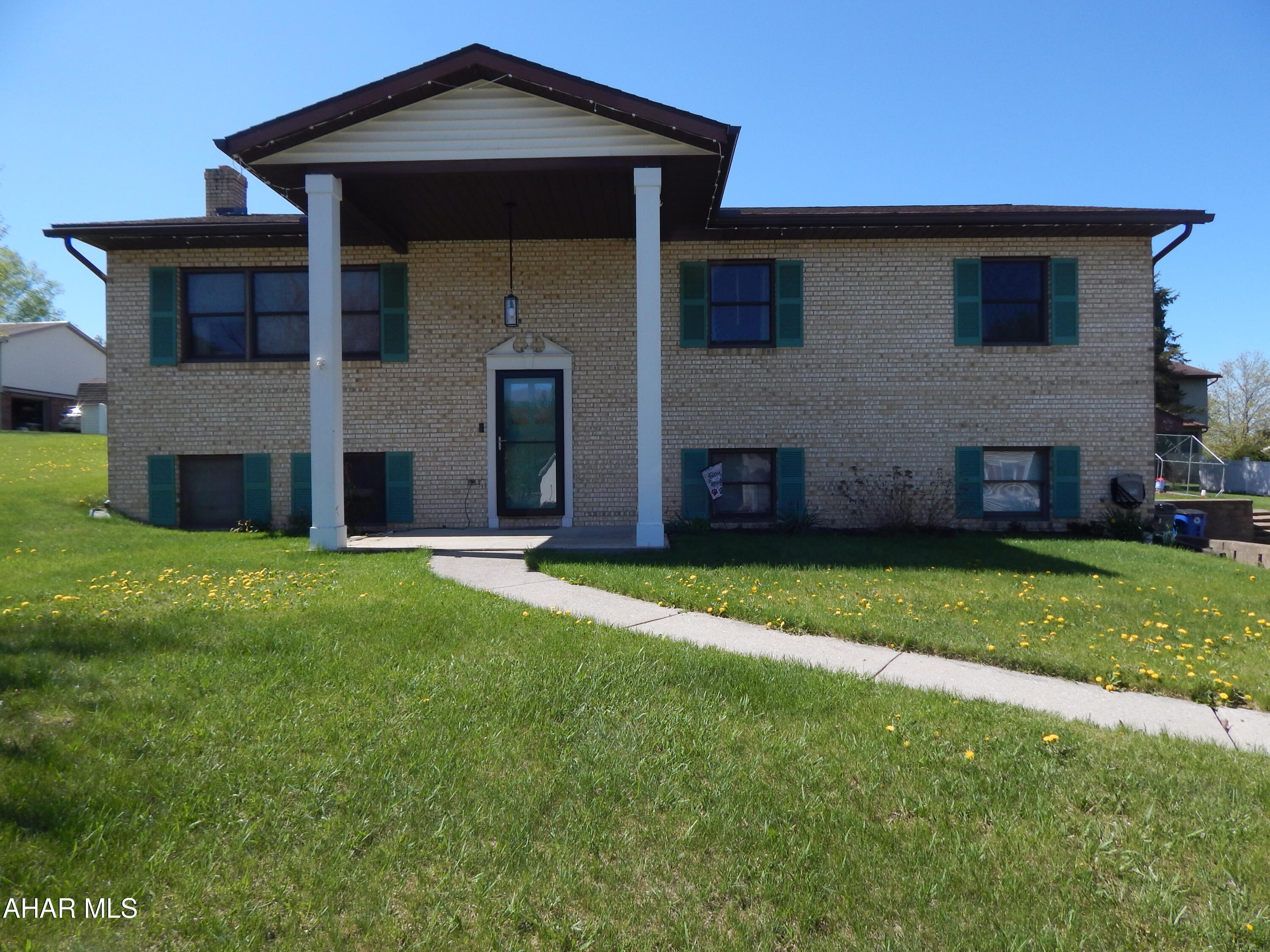 Rolling Hills - Residential