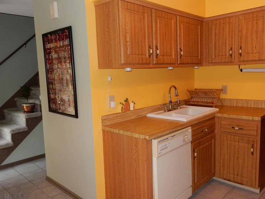 Lower Brush Mountain Road - Residential