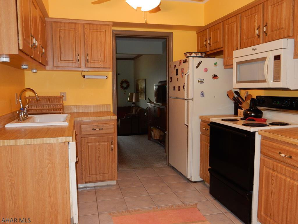 Lower Brush Mountain Road - Residential