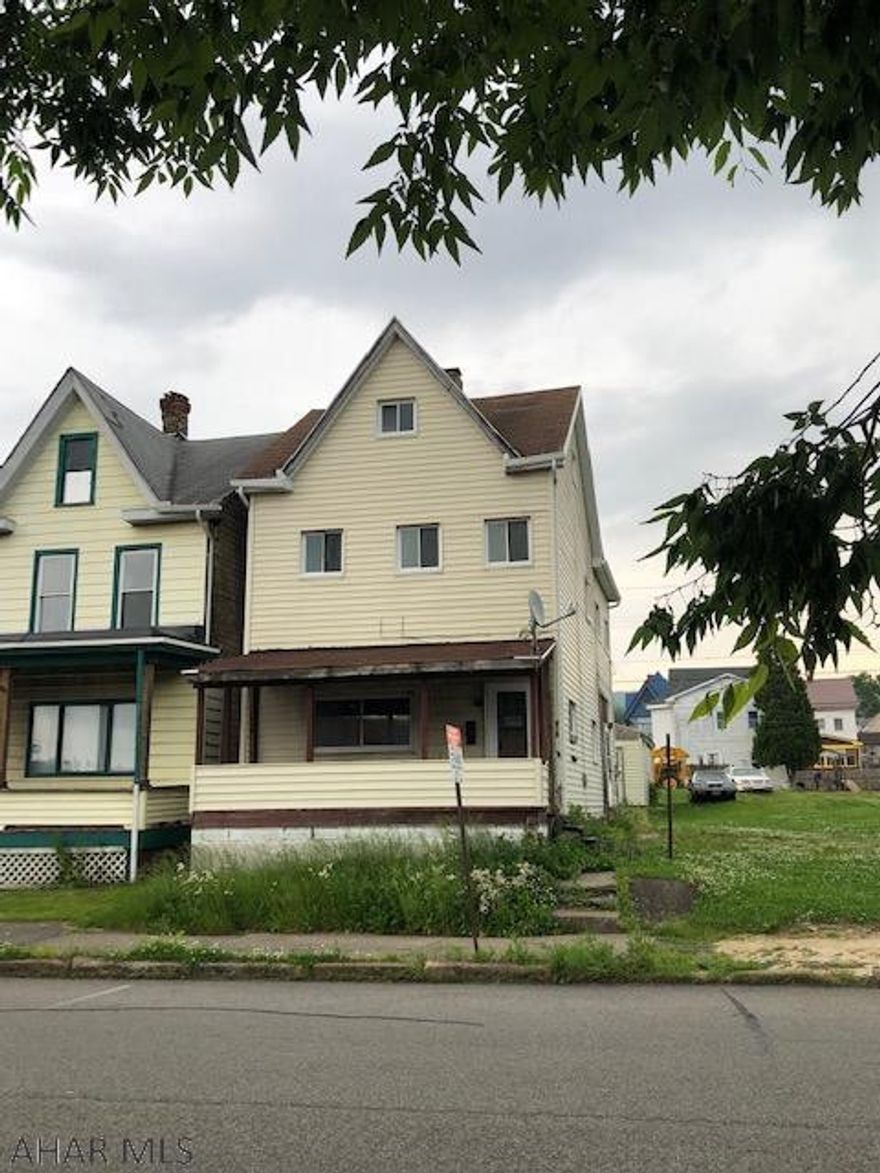 As-is sale, spacious two story that is a handy man special