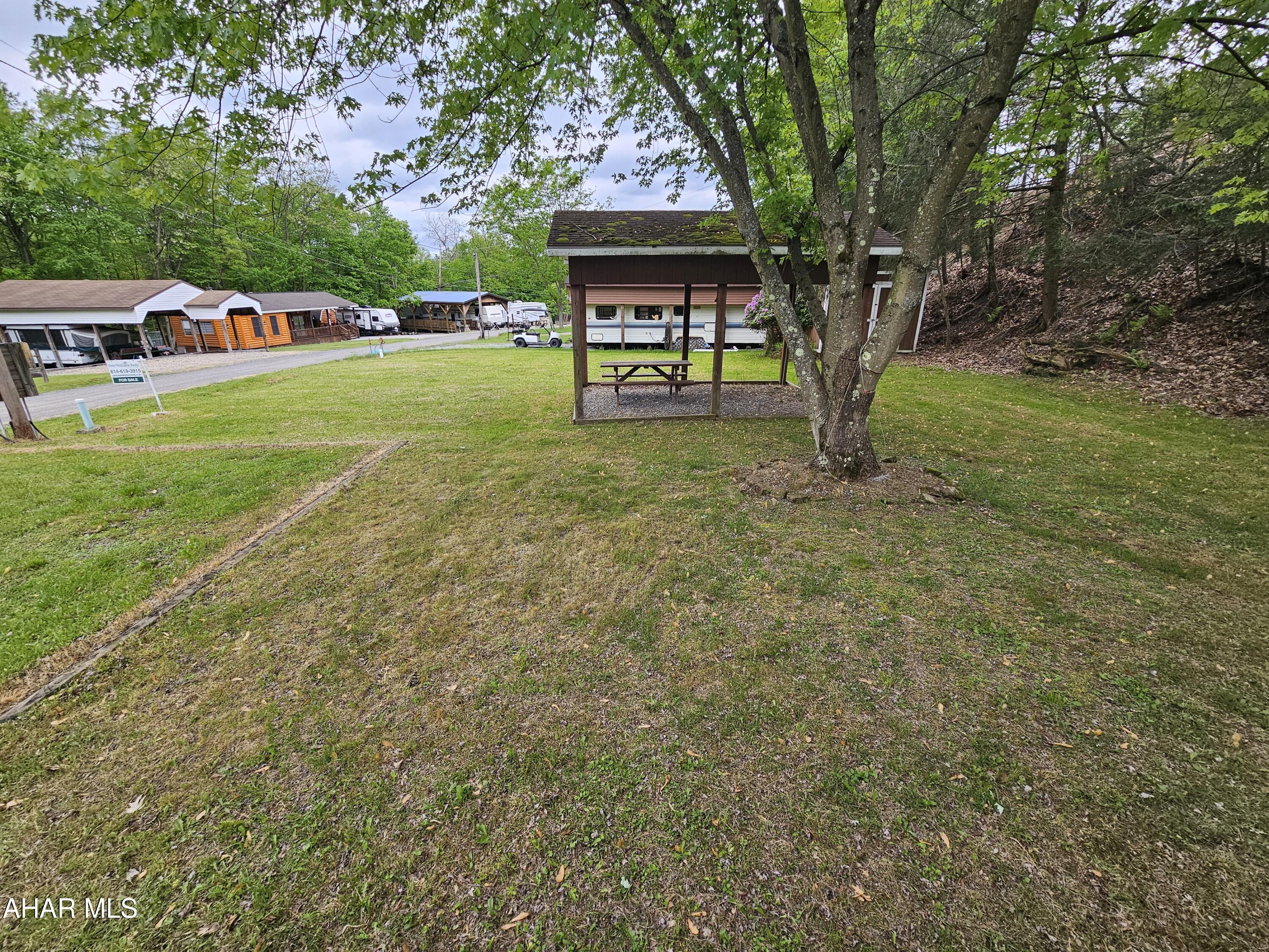 Glendale Yearound - Residential