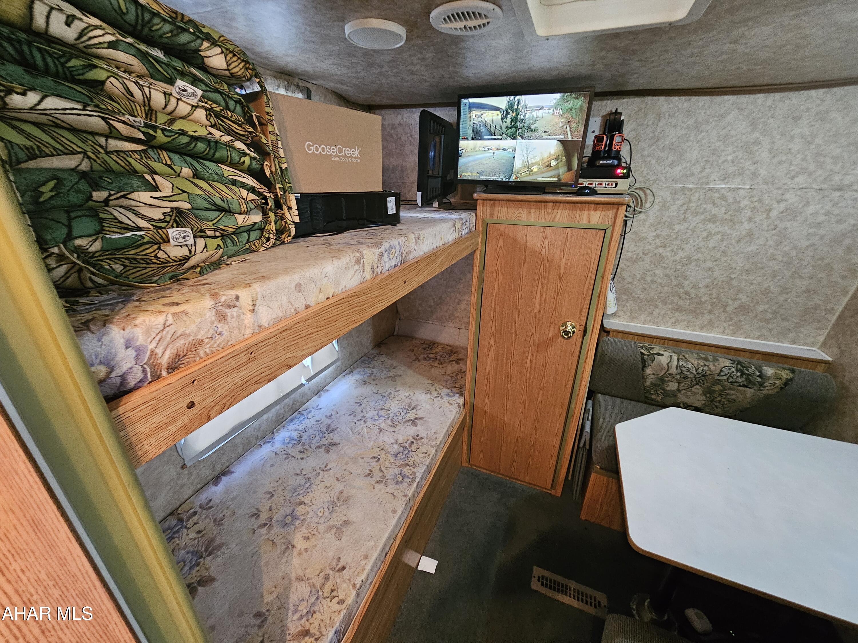 Glendale Yearound - Residential