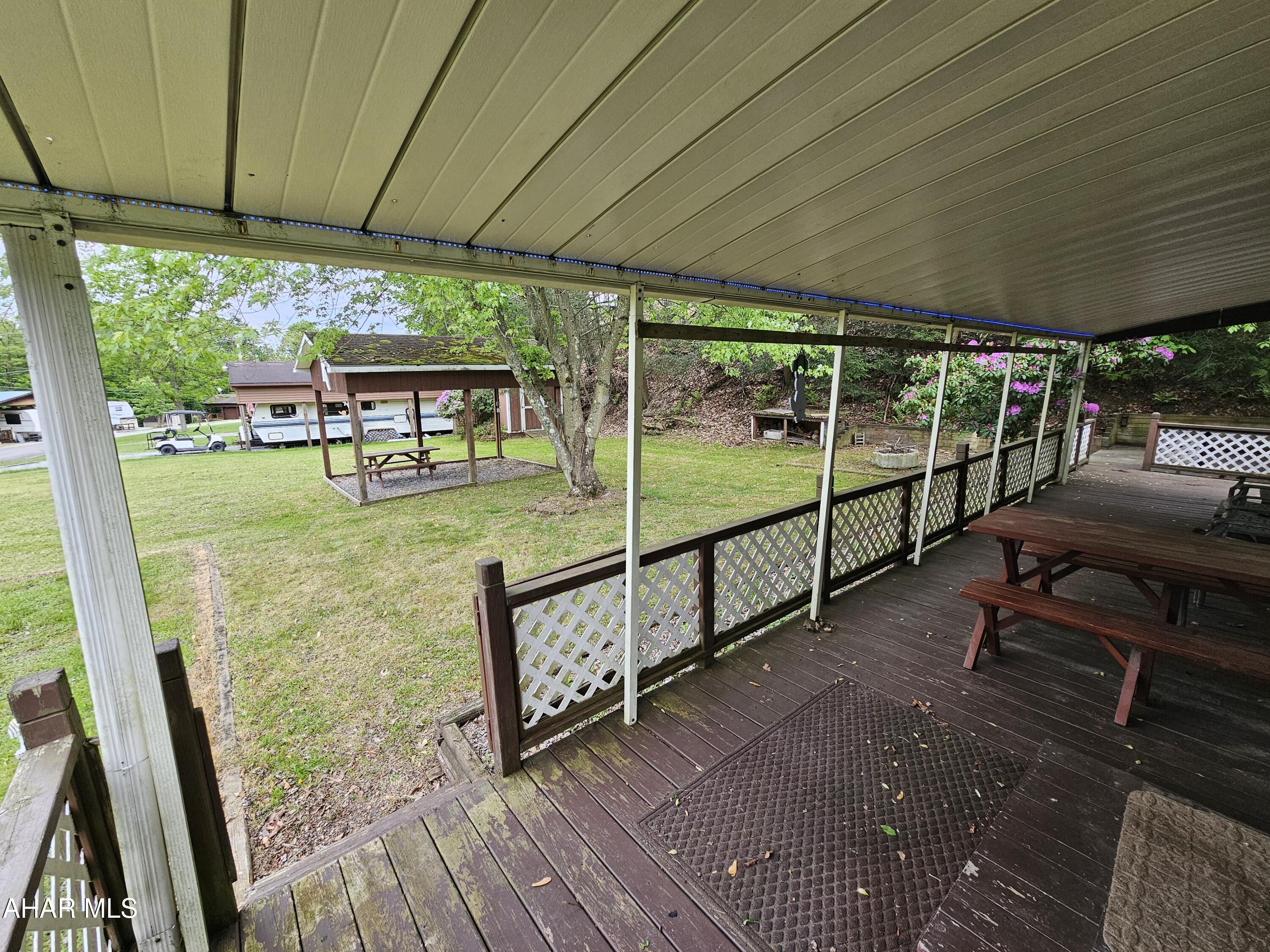 Glendale Yearound - Residential