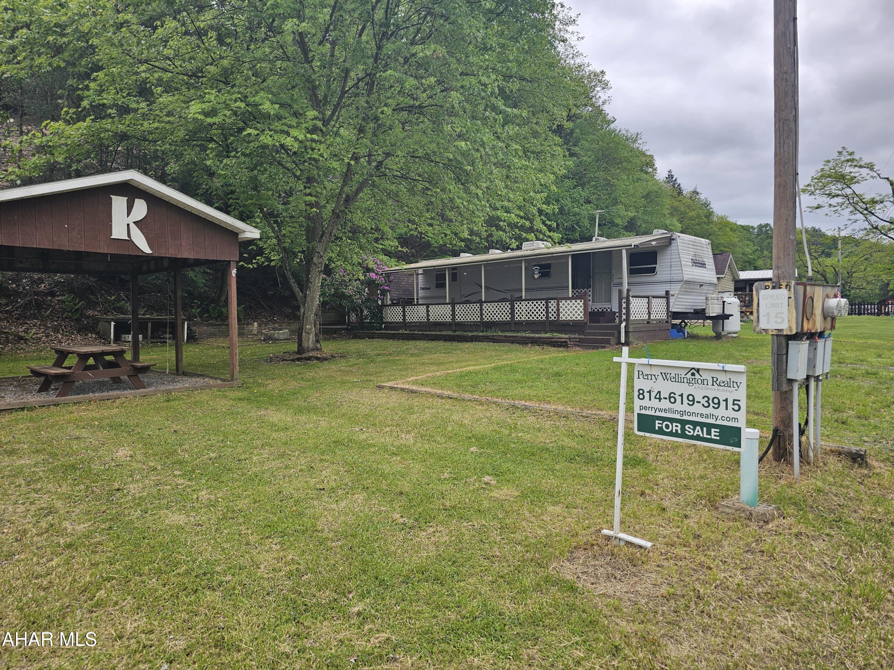 Glendale Yearound - Residential