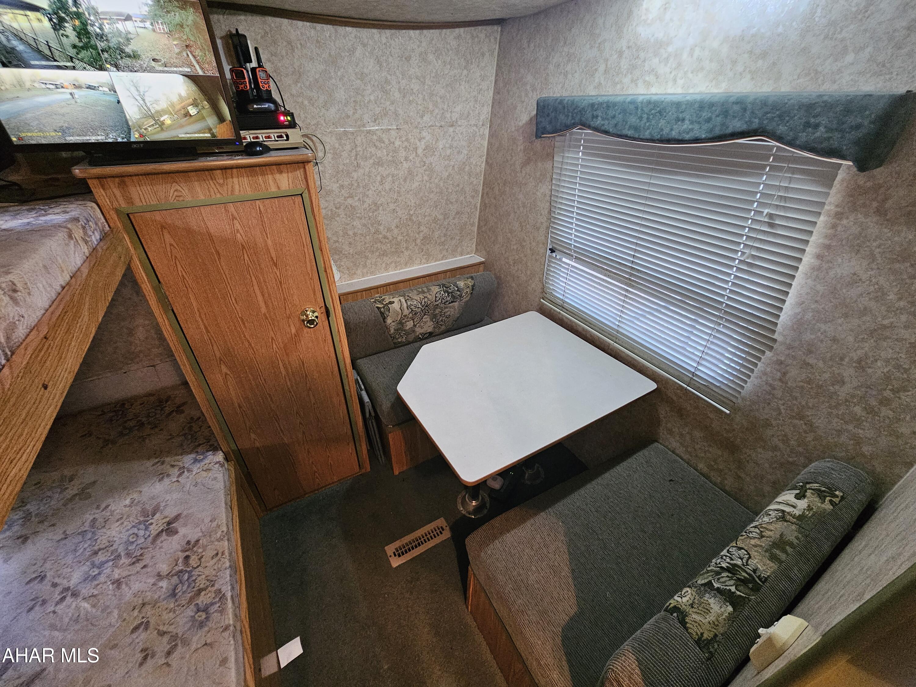 Glendale Yearound - Residential