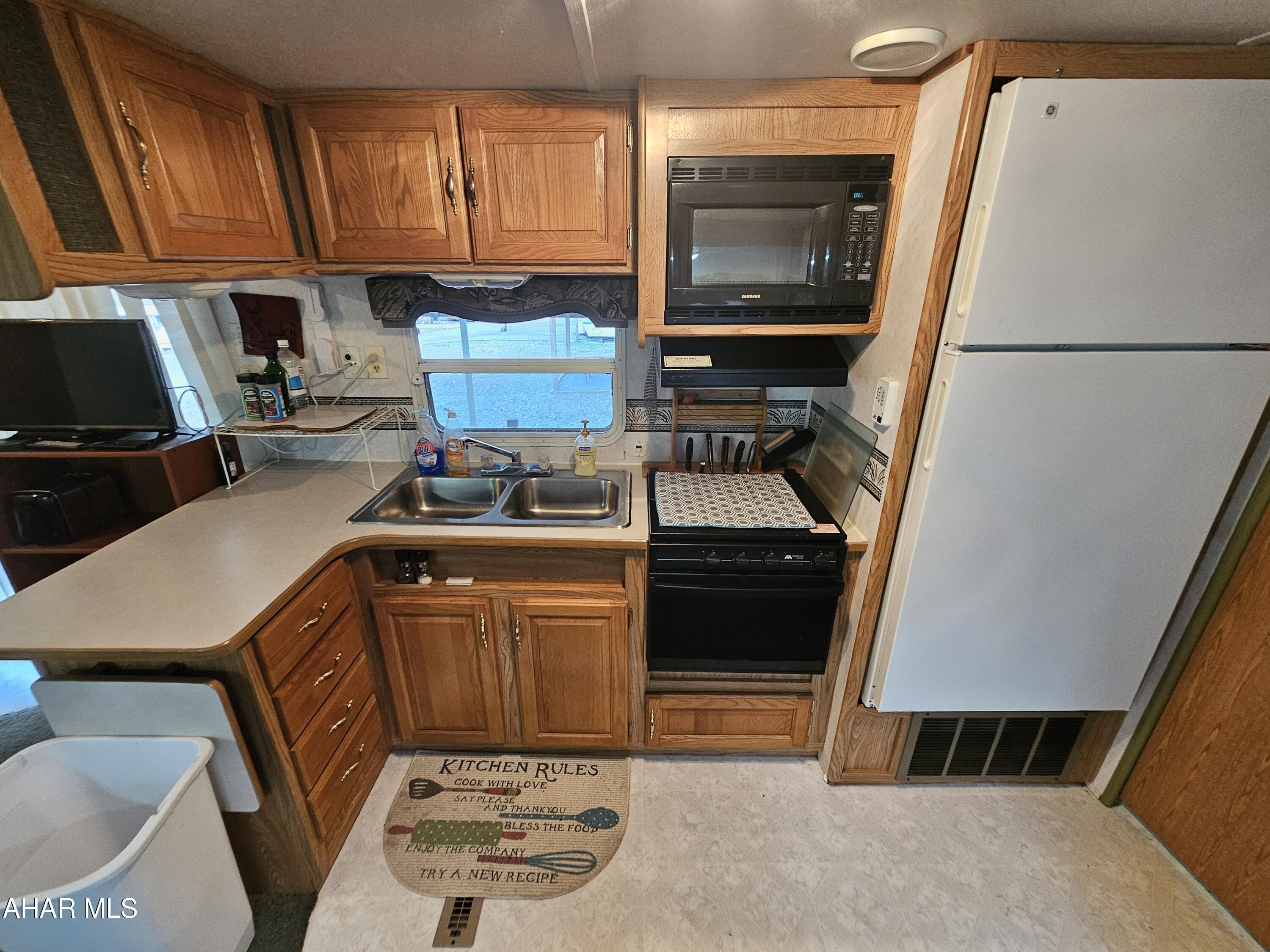 Glendale Yearound - Residential